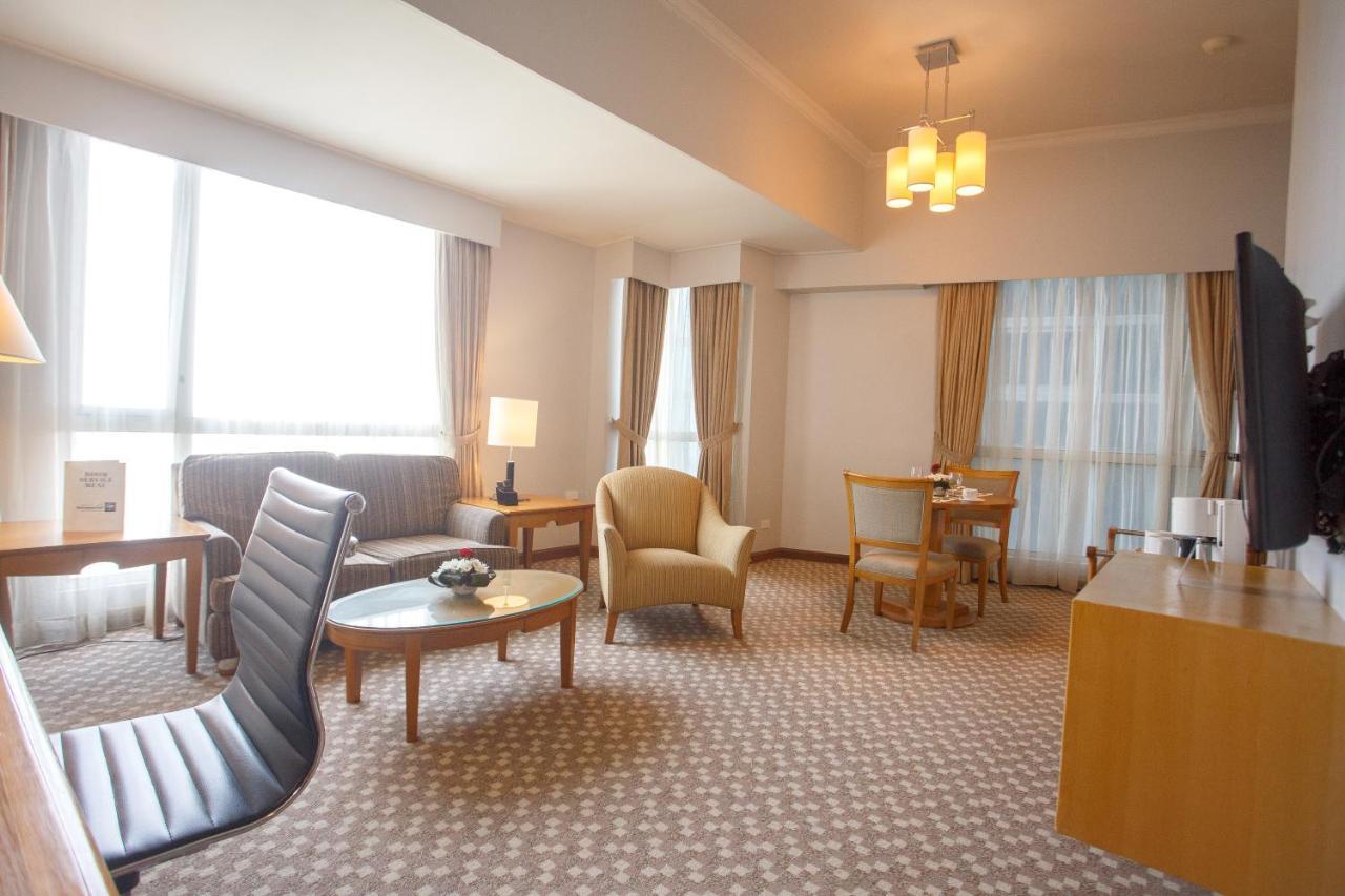 The Linden Suites Pasig City Exterior photo