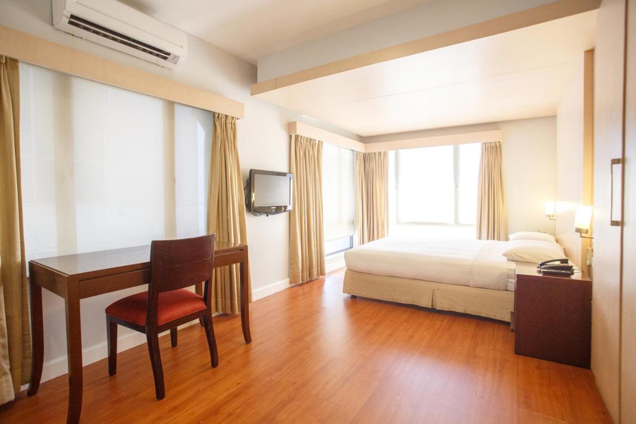 The Linden Suites Pasig City Exterior photo