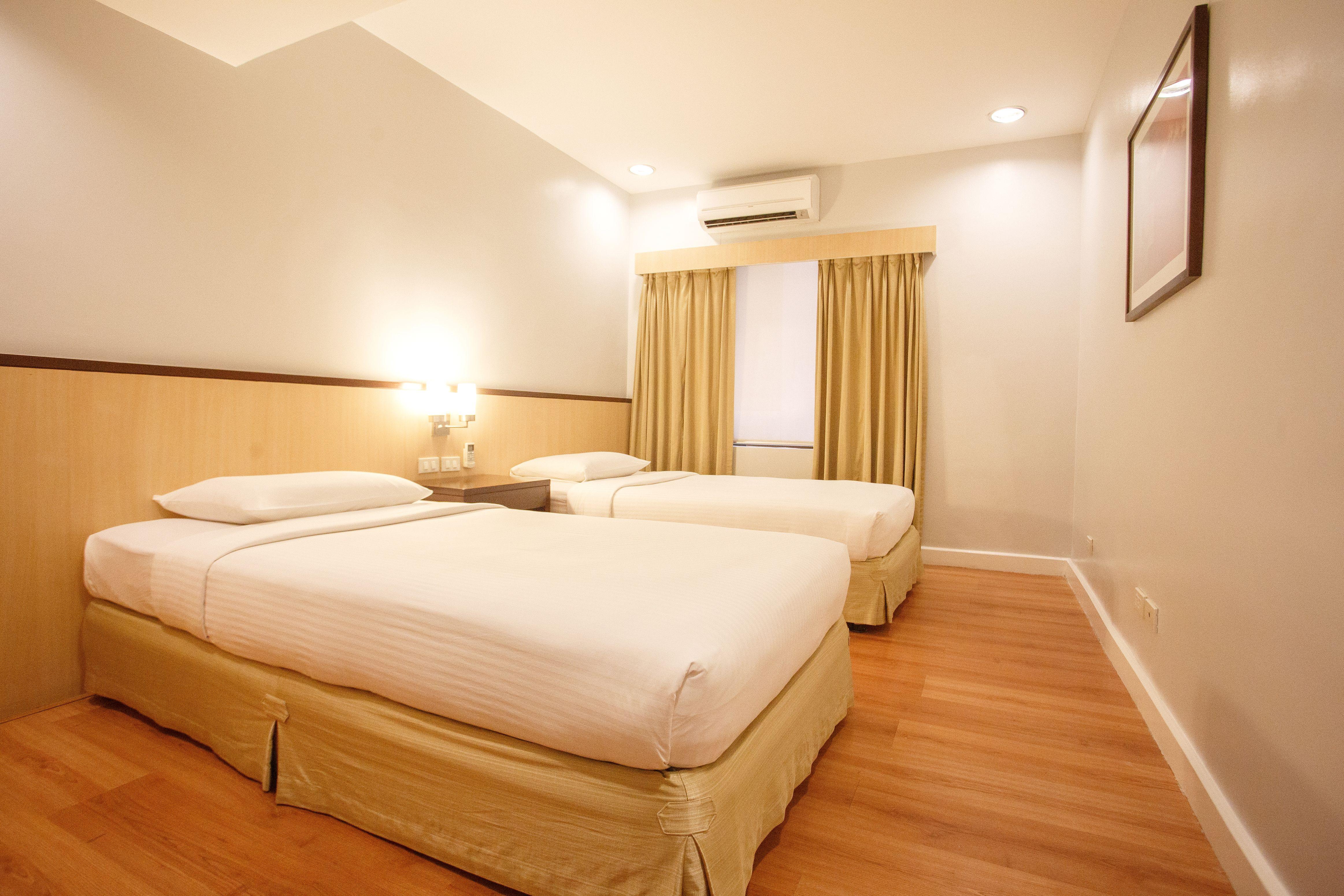 The Linden Suites Pasig City Exterior photo