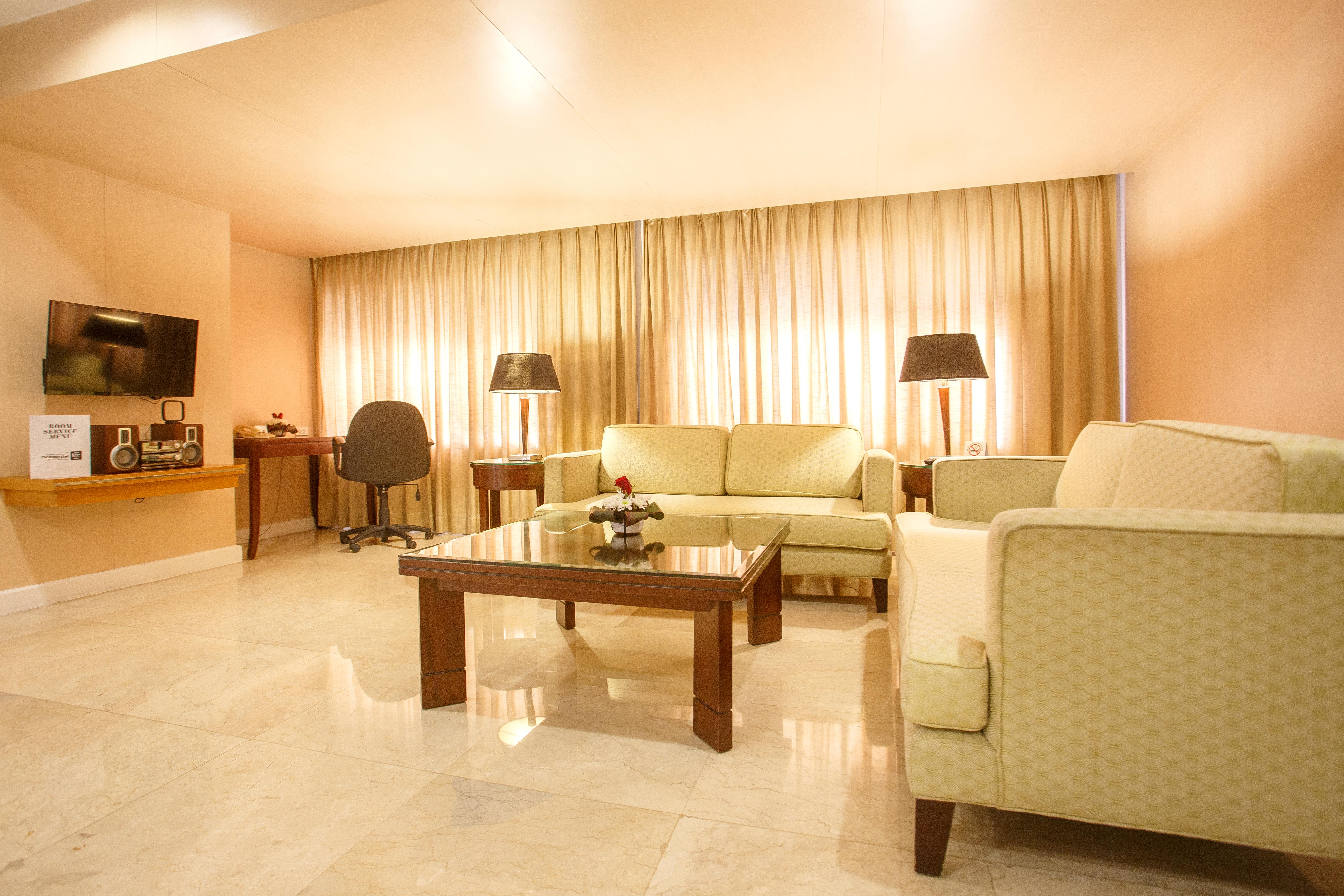 The Linden Suites Pasig City Exterior photo