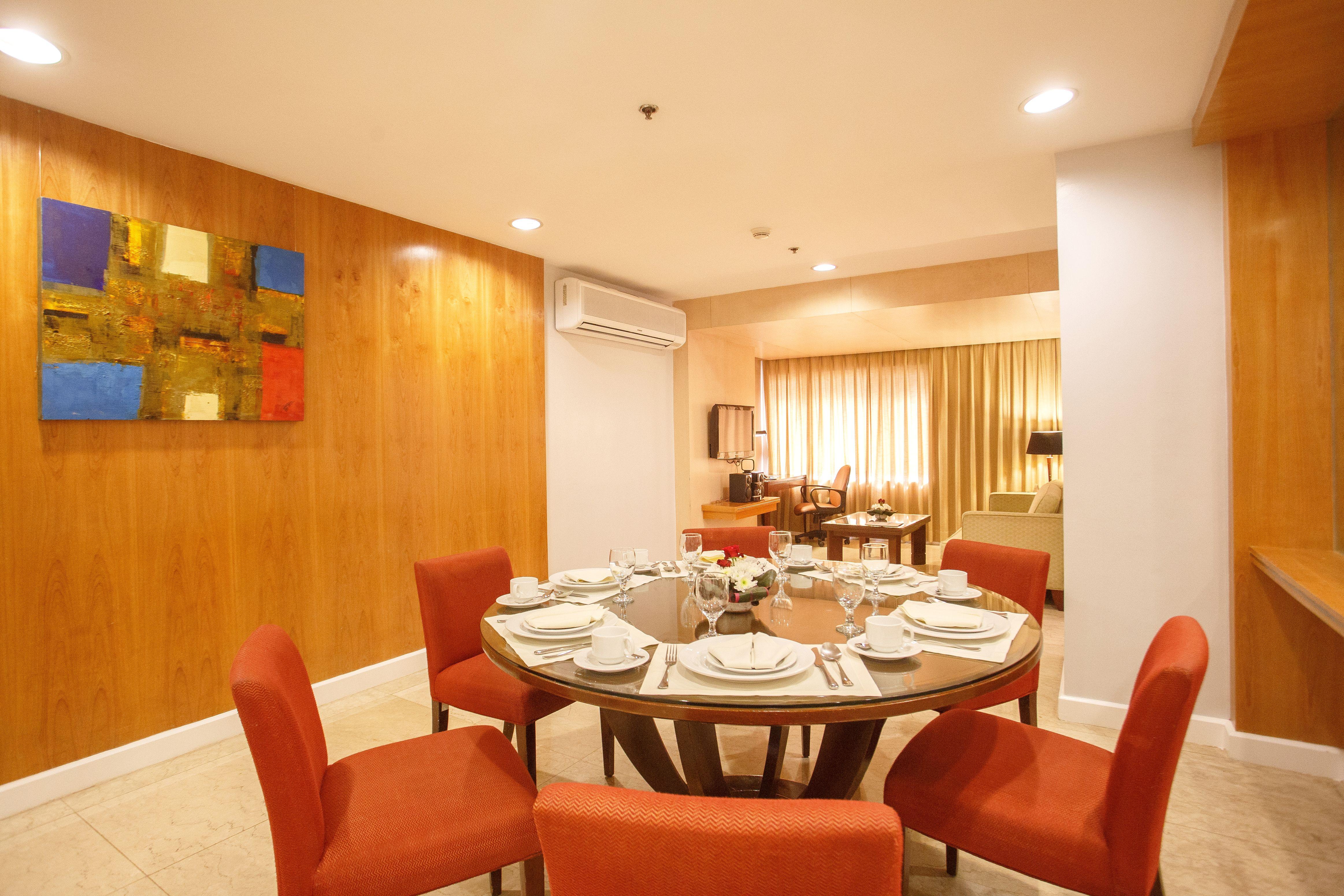 The Linden Suites Pasig City Exterior photo