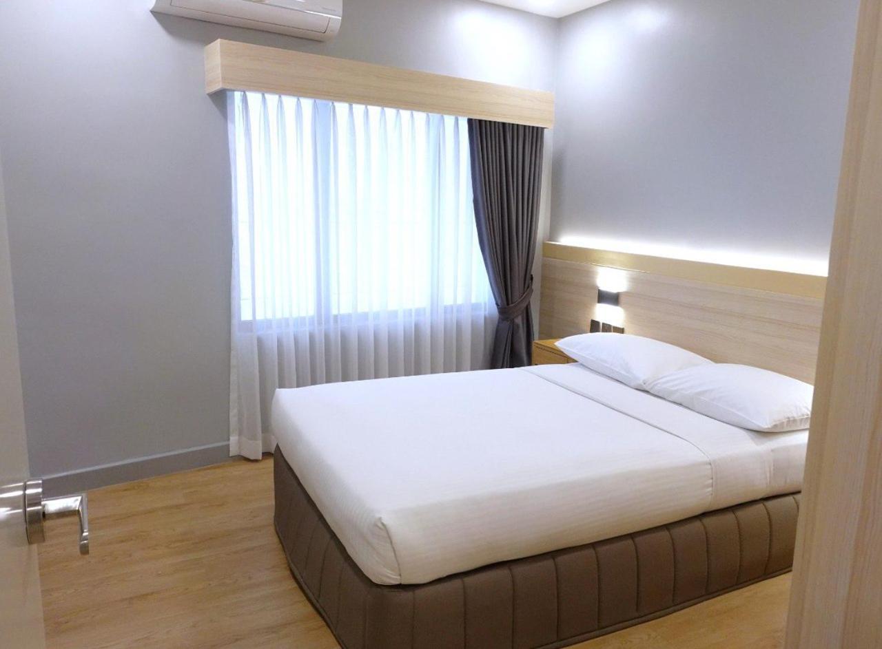 The Linden Suites Pasig City Exterior photo